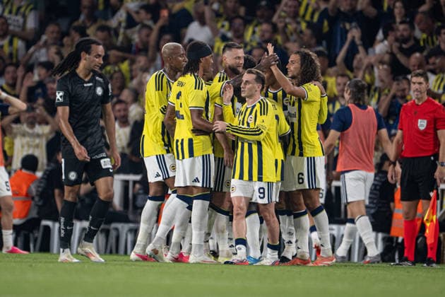 Fenerbahce v Sturm Graz - UEFA Champions League ISTANBUL, TURKIYE - AUGUST 5: Players of Fenerbahce celebrate after a goal during UEFA Champions League third qualifying round the first leg match between Fenerbahce and Sturm Graz at Chobani Stadium in Istanbul, Turkiye on August 5, 2026. Celal Gunes Anadolu Istanbul Turkey. Editorial use only. Please get in touch for any other usage.  Copyright: x2026xAnadoluxCelalxGunesx