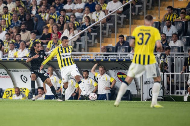 Fenerbahce v Sturm Graz - UEFA Champions League ISTANBUL, TURKIYE - AUGUST 5: Mason Greenwood (11) of Fenerbahce in action during UEFA Champions League third qualifying round the first leg match between Fenerbahce and Sturm Graz at Chobani Stadium in Istanbul, Turkiye on August 5, 2026. Celal Gunes Anadolu Istanbul Turkey. Editorial use only. Please get in touch for any other usage.  Copyright: x2026xAnadoluxCelalxGunesx