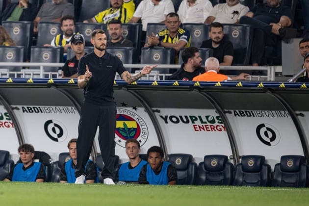 Fenerbahce v Sturm Graz - UEFA Champions League ISTANBUL, TURKIYE - AUGUST 5: Head coach Fabio Ingolitsch of Sturm Graz follows the UEFA Champions League third qualifying round the first leg match between Fenerbahce and Sturm Graz at Chobani Stadium in Istanbul, Turkiye on August 5, 2026. Celal Gunes Anadolu Istanbul Turkey. Editorial use only. Please get in touch for any other usage.  Copyright: x2026xAnadoluxCelalxGunesx