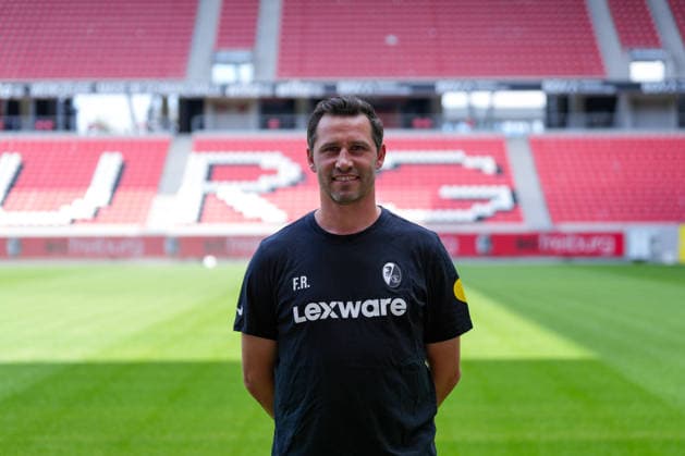 Felix Roth (SC Freiburg, Individualtrainer); SC Freiburg; 1.BL, Bundesliga, Porträttermin 2026 2027 Freiburg Europa-Park Stadion Baden-Wuerttemberg Deutschland Copyright: AA_STEINSIEK.CH