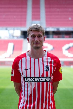 Patrick Osterhage (SC Freiburg, 06); SC Freiburg; 1.BL, Bundesliga, Porträttermin 2026 2027 Freiburg Europa-Park Stadion Baden-Wuerttemberg Deutschland Copyright: AA_STEINSIEK.CH