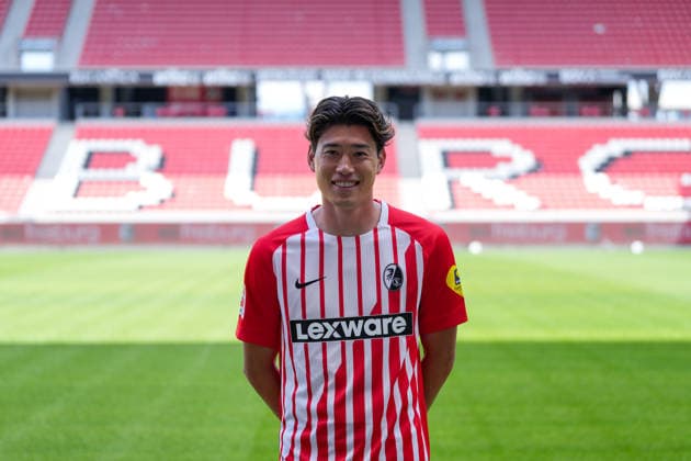 Yuito Suzuki (SC Freiburg, 14); SC Freiburg; 1.BL, Bundesliga, Porträttermin 2026 2027 Freiburg Europa-Park Stadion Baden-Wuerttemberg Deutschland Copyright: AA_STEINSIEK.CH