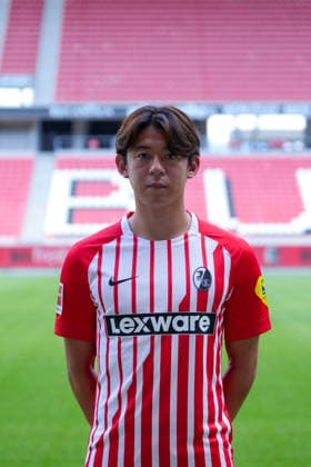 Rihito Yamamoto (SC Freiburg, 20); SC Freiburg; 1.BL, Bundesliga, Porträttermin 2026 2027 Freiburg Europa-Park Stadion Baden-Wuerttemberg Deutschland Copyright: AA_STEINSIEK.CH
