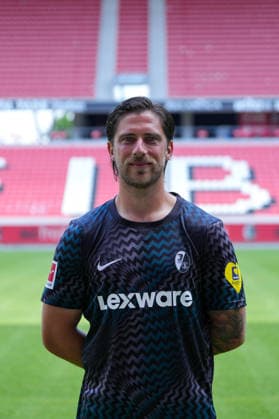 Jannik Huth (SC Freiburg, 24); SC Freiburg; 1.BL, Bundesliga, Porträttermin 2026 2027 Freiburg Europa-Park Stadion Baden-Wuerttemberg Deutschland Copyright: AA_STEINSIEK.CH