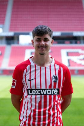 Karl Steinmann (SC Freiburg, 36); SC Freiburg; 1.BL, Bundesliga, Porträttermin 2026 2027 Freiburg Europa-Park Stadion Baden-Wuerttemberg Deutschland Copyright: AA_STEINSIEK.CH