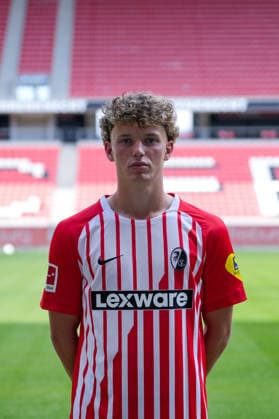 Rouven Tarnutzer (SC Freiburg, 39); SC Freiburg; 1.BL, Bundesliga, Porträttermin 2026 2027 Freiburg Europa-Park Stadion Baden-Wuerttemberg Deutschland Copyright: AA_STEINSIEK.CH