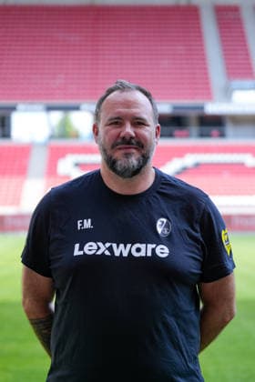 Florian Mack (SC Freiburg, Sportphysiotherapeut); SC Freiburg; 1.BL, Bundesliga, Porträttermin 2026 2027 Freiburg Europa-Park Stadion Baden-Wuerttemberg Deutschland Copyright: AA_STEINSIEK.CH