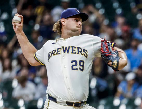Milwaukee Brewers closing pitcher Trevor Megill throws in the ninth inning of the MLB, Baseball Herren, USA game between the Pittsburgh Pirates and the Milwaukee Brewers at American Family Field in Milwaukee, Wisconsin on Wednesday, August 5, 2026. The Brewers defeated the Pirates 4-2.  MIL20260805826 TANNENxMAURY