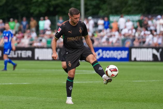 05.08.2026, xydrx, Fußball, Testspiel, FC Rottach-Egern - Borussia Mönchengladbach, Saison 2026 2027, Stadion am Birkenmoos: Kevin Stoeger (Borussia Moenchengladbach, 7) DFB regulations prohibit any use of photographs as image sequences and or quasi-video. Copyright: HMBxMedia YannisxDreimann