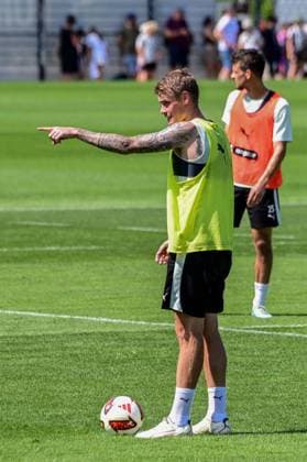 Eric Smith ( Pauli ) Elfmeter Deutschland , Hamburg , Trainingsgelände an der Kollaustrasse , Fussball , 2. Bundesliga , FC St Pauli