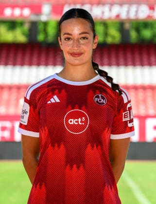 04.08.2026 - 1. FC Nürnberg FCN ( Club Clubfrauen ) - 1. Frauen Fussball Bundesliga BL - Saison 2026 2027 - Fototermin Porträttermin Vorstellung Präsentation Pressetermin - - xwoxzix - Einzelbild Einzelfoto Portrait Porträt Kopfbild - Selma Licina (7, 1. FC Nürnberg FCN )