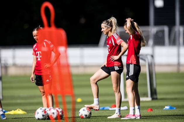 Training 1. FC Köln Frauen; 06.08.2026 KÖLN, DEUTSCHLAND - AUGUST 06: Kathrin Kathy Henrichs (1. FC Köln, 4) während einer Trainingseinheit der Frauen des 1. FC Köln auf Platz 7 des Geissbockheims am 06.08.2026 in Köln, Deutschland Copyright: xBEAUTIFULxSPORTS Wunderlx
