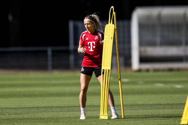 Training 1. FC Köln Frauen; 06.08.2026 KÖLN, DEUTSCHLAND - AUGUST 06: Kathrin Kathy Henrichs (1. FC Köln, 4) während einer Trainingseinheit der Frauen des 1. FC Köln auf Platz 7 des Geissbockheims am 06.08.2026 in Köln, Deutschland Copyright: xBEAUTIFULxSPORTS Wunderlx