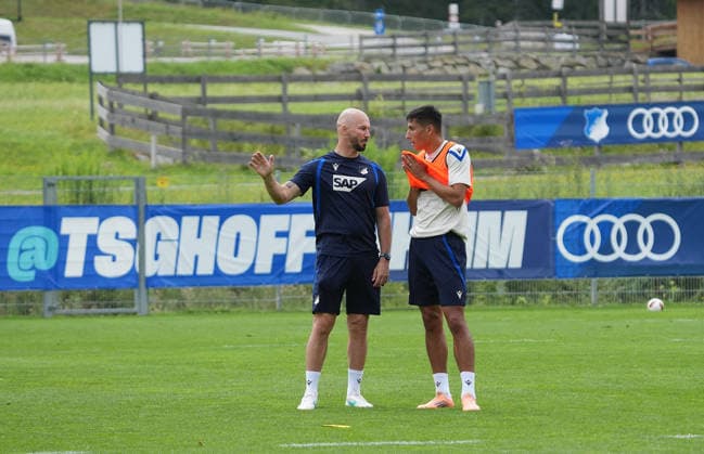 06.08.2026, Stadion Seefeld, Seefeld, Trainingslager TSG Hoffenheim in Seefeld 2026 , Trainer Christian Ilzer (Hoffenheim), Adam Daghim (Hoffenheim) (Photo by Hasan Bratic DeFodi Images) -