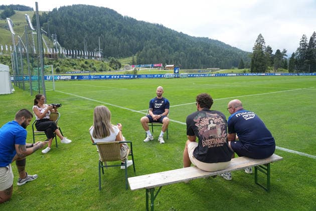 06.08.2026, Stadion Seefeld, Seefeld, Trainingslager TSG Hoffenheim in Seefeld 2026 , Trainer Christian Ilzer (Hoffenheim) im Interview. (Photo by Hasan Bratic DeFodi Images) -