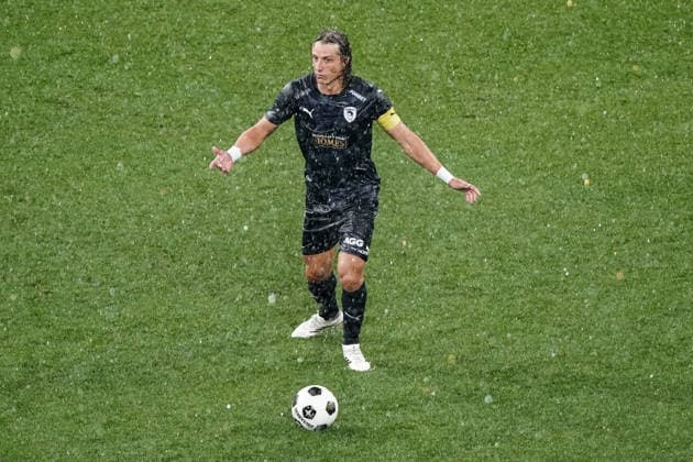 Fussball: Österreich: UEFA Conference League Qualifikation 2026 2027 - 3. Runde, 06.08.2026 - FC Red Bull Salzburg (Österreich) vs. Pafos FC (Zypern) - Red Bull Arena (Wals-Siezenheim, Österreich); David Luiz (Pafos FC) Copyright: xLUKAxKOLANOVICx