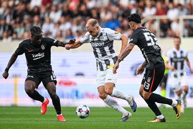 From left Ishola Junior Olaitan of Besiktas, Mick van Buren of Hradec Kralove and Emirhan Topcu of Besiktas in action during the Football European League 3rd qualifying round, 1st leg match FC Hradec Kralove vs Besiktas Istanbul on August 6, 2026, in Hradec Kralove, Czech Republic. (CTKxPhoto DavidxTanecek) CTKPhotoP2026080606720  CTKPhotoP2026080606720