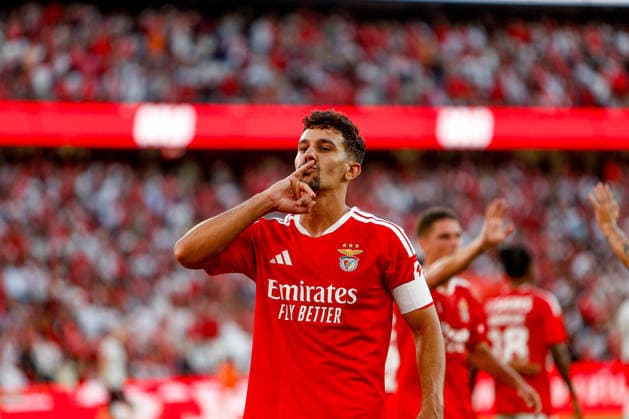 Estadio da Luz Tomas Araujo defender of Benfica celebrates after scoring the team s second goal during the first leg of the UEFA Europa League third qualifying round match between SL Benfica and Heart of Midlothian FC at the Estadio da Luz, on August 6, 2026, in Lisbon, Portugal. UEFA Europa League - Third Qualifying Round (First Leg) - SL Benfica vs Heart of Midlothian FC (Valter Gouveia SPP) Copyright: xValterxGouveia SPPx spp-en-VaGo-_GO_5383
