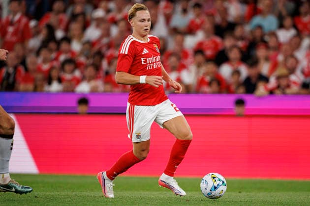 Andreas Schjelderup seen during UEFA Europa League qualifying game between teams of SL Benfica and Heart of Midlothian FC (Maciej Rogowski Ball Raw Images PT) Lisbon Estadio Da Luz Portugal Copyright: xMaciejxRogowskix maciejrogowski_slbenfica_hearts_2627_5-291