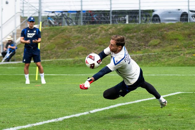 Oliver Baumann, (TSG Hoffenheim, 01) pariert TSG Hoffenheim, Fussball, Trainingslager, Saison Vorbereitung, Saison 2026 2027, GER, 06.08.2026, Eibner-Pressefoto Andreas Ulmer TSG Hoffenheim, Fussball, Trainingslager, Saison Vorbereitung, Saison 2026 2027, GER, 06.08.2026, Copyright: xEibner-Pressefoto AndreasxUlmerx EP_AUR