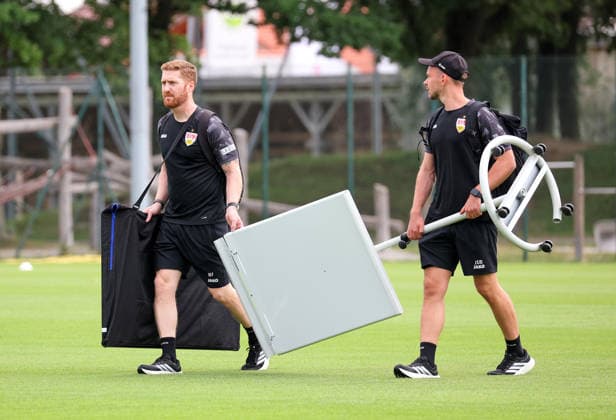 07.08.2026, Deutschland, Grassau, Fußball Bundesliga, Saison 2026 2027, Trainingslager VfB Stuttgart, v.l. Marcus Fregin, Jasper Smets