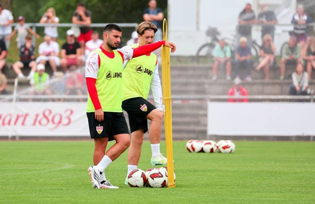 07.08.2026, Deutschland, Grassau, Fußball Bundesliga, Saison 2026 2027, Trainingslager VfB Stuttgart, v.l. Deniz Undav, Angelo Stiller