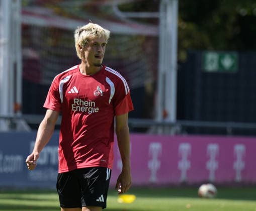 07.08.2026, xophax, Fussball 1.Bundesliga, 1.FC Koeln Training auf Platz 7 am Geissbockheim . Training U21, U 21 . Neuzugang Gil Neves ( 1.FC Köln ) Kitzbühel