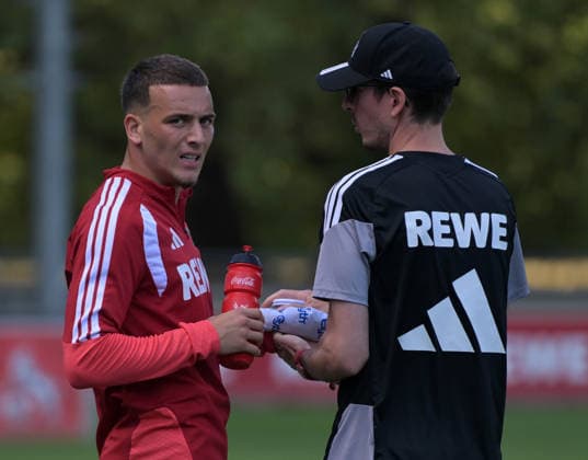 07.08.2026, xophax, Fussball 1.Bundesliga, 1.FC Koeln Training auf Platz 1 am Geissbockheim . Training der Profis vor dem Abendspiel gegen Real San Sebastian. Said El Mala ( 1.FC Köln ) wird an der Hand behandelt. Kitzbühel