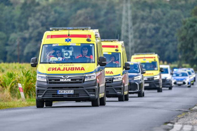 KRAPKOWICE 07.08.2026 5 ETAP WYSCIG KOLARSKI 83. TOUR DE POLOGNE --- TOUR DE POLOGNE CYCLING RACE FIFTH STAGE Etap 5 NZ AMBULANSE AMBULANCE KARETKI FOT. MIROSLAW SZOZDA 400MM.PL NEWSPIX.PL --- newspix.pl 