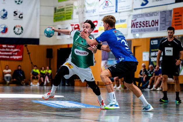 07.08.2026, xdobgx, Handball Heide-Cup 2026, TSV Hannover-Burgdorf - Mors Thy Handball v.l. Leif Tissier (TSV Hannover-Burgdorf, 7) am Ball, plays the ball, Zweikampf, Duell, Kampf, tackle, Silas Overby (Mors-Thy Handbold, 36)