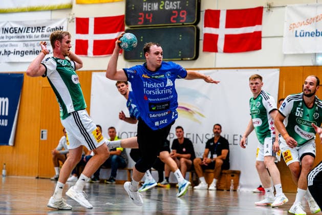 07.08.2026, xdobgx, Handball Heide-Cup 2026, TSV Hannover-Burgdorf - Mors Thy Handball v.l. Jonas Nielsen (Mors-Thy Handbold, 15) beim Wurf, in action, throwing