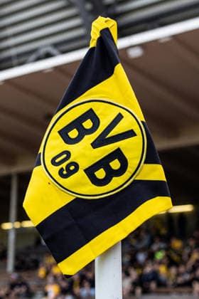 Regionalliga West: Borussia Dortmund II - 1.FC Köln II, 07.08.2026 Symbolbild, Eckflagge mit dem Blick auf Innenraum des Stadions vor dem Spiel. Regionalliga West: Borussia Dortmund II - 1.FC Köln II, Rote Erde, Dortmund; 07.08.2026 DFB regulations prohibit any use of photographs as image sequences and or quasi video. Copyright: xBEAUTIFULxSPORTS Buriakovx