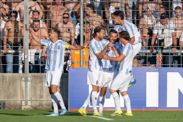 Torjubel zum 1:0, TSV 1860 Muenchen, TSV 1860 von Muenchen vs. FC Augsburg II, Fussball, Regionalliga Bayern, 3. Spieltag, 07.08.2026 DFB regulations prohibit any use of photographs as image sequences and or quasi-video Muenchen Bayern Deutschland