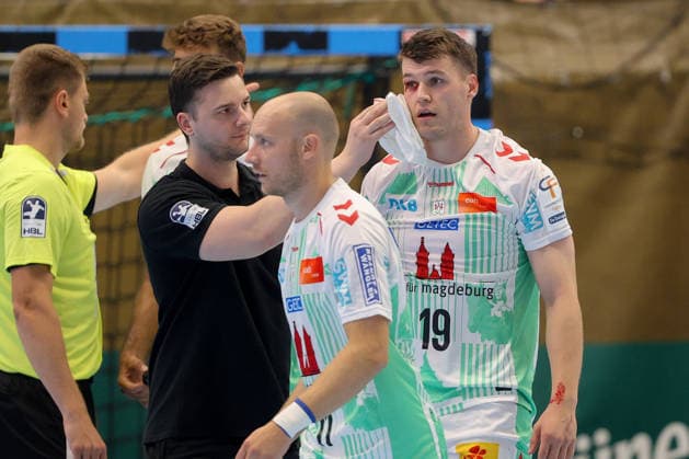07.08.2026, xtgx, Handball Turnier, EHV Aue - SC Magdeburg emspor, v.l. Elvar Orn Jonsson (Magdeburg, 19) verletzt, Verletzung, Auge Lößnitz