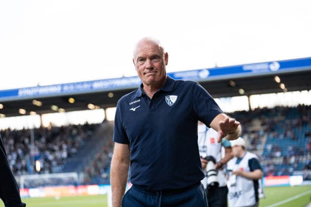 07.08.2026, GER Deutschland, Fussball, Saison 2026 2027, 2. Bundesliga, 1. Spieltag: VfL Bochum vs Hertha BSC Berlin Uwe Rösler (Chef-Trainer, VfL Bochum) im auf dem Weg zum Interview Bochum Vonovia Ruhrstadion Nordrhein Westfalen Deutschland Copyright: xnordphotoxGmbHx xSchulzex