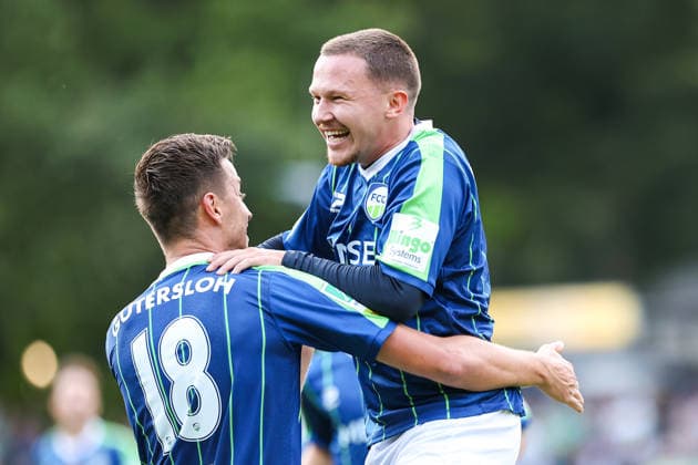 2026.08.07, xkwix, Fußball, Regionalliga West, FC Gütersloh - VfL Bochum II, Heidewaldstadion, 2.Spieltag, Saison 2026 2027: Tor zum 1:0 durch Patrik Twardzik (FC Gütersloh 18) jubel mit Phil Beckhoff (FC Gütersloh 8)DFB regulations prohibit any use of photographs as image sequences and or quasi-video. Photo: xKamilxWilkowskixPressefotoKochx Nordrhein-Westfalen Deutschland
