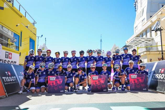 7E ÉTAPE DU TOUR DE FRANCE FEMMES AU MONT VENTOUX. PHOTOPQR LE DAUPHINE Eliot BERNARD ; Bédoin ; 07 08 2026 ; Mont Ventoux, le 7 août 2026. Passage des caravanes du Tour et ambiance au sommet du mont Ventoux pour la 7e étape du Tour de France Femmes avec Zwift. Photo : Eliot Bernard. 7th stage of the fifth edition of the Women s Tour de France cycling race, 146.8 km from Voulte-sur-Rhone to The Mont Ventoux, at The Mont Ventoux, southeastern France on August 7, 2026. Bédoin Vaucluse Provence-Alpes-Côte d Azur France  Copyright: xPHOTOPQR LExDAUPHINE MAXPPPxEliotxBERNARDx 20260807JDL3935 20260807JDL3935