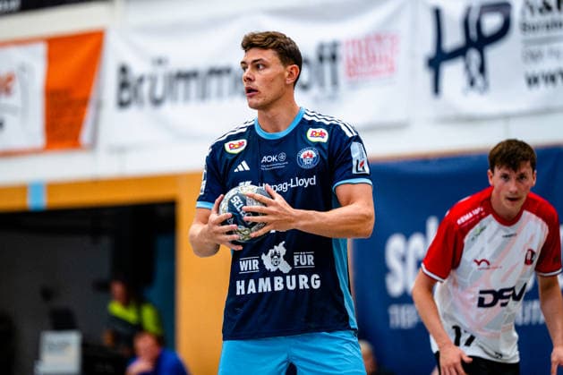 07.08.2026, xdobgx, Handball Heide-Cup 2026, HSV Hamburg - HOJ Elite v.l. Nicolaj Jorgensen (Handball Verein Hamburg, 11) beim Siebenmeter Schneverdingen