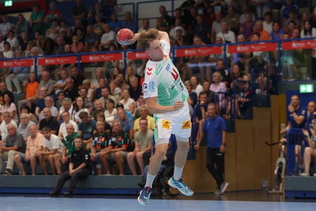07.08.2026, xtgx, Handball Turnier, EHV Aue - SC Magdeburg emspor, v.l. Noah Hensen (Magdeburg) wirft Tor, Torschuetze, erzielt Tor, Treffer, scores the goal Lößnitz