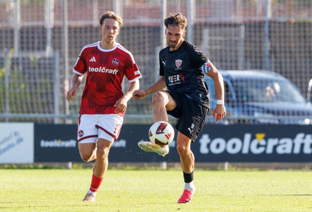 07.08.2026 - Fussball - Saison 2026 2027 - Regionalliga Bayern - 03. Spieltag: 1. FC Nürnberg FCN II ( Club ) - TSV Buchbach - DaMa - xdaxmax - Moritz Wiezorrek (17, 1. FC Nürnberg FCN II ) Samed Bahar (8, TSV Buchbach )