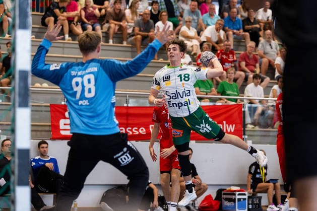 Fynn HOFELE (FRISCH AUF! Goeppingen, 12) erzielt ein Tor, Aktion, Torwurf GER, FRISCH AUF! Goeppingen vs. TSV Neuhausen Filder, Handball, Vorbereitung, Turnier, S-Cup Altensteig, Viertelfinale, Spielzeit 2026 2027, 07.08.2026, GER, FRISCH AUF! Goeppingen vs. TSV Neuhausen Filder, Handball, Vorbereitung, Turnier, S-Cup Altensteig, Viertelfinale, Spielzeit 2026 2027, 07.08.2026, Altensteig Copyright: xEibnerxPressefoto OliverxSchmidtx EP_OST