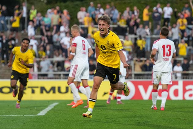 Freitag, 07.08.2026 Saison 2026 2027 2. Spieltag Regionalliga West im Stadion Rote Erde, Dortmund, Germany. BV Borussia Dortmund U23 - 1. FC Köln U21, U 21 Torjubel nach dem 1:0 durch Tim Degener (BVB).