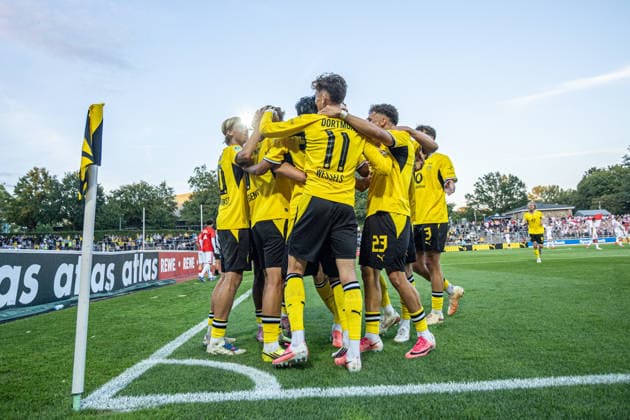 Regionalliga West: Borussia Dortmund II - 1.FC Köln II, 07.08.2026 Borussia Dortmund U23 bejubelt das Tor, 1:0 durch Tim Degener (Borussia Dortmund U23, 7) Regionalliga West: Borussia Dortmund II - 1.FC Köln II, Rote Erde, Dortmund; 07.08.2026 DFB regulations prohibit any use of photographs as image sequences and or quasi video. Copyright: xBEAUTIFULxSPORTS Buriakovx