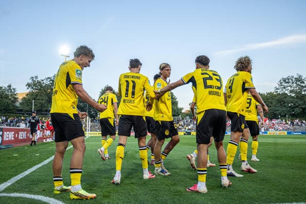 Regionalliga West: Borussia Dortmund II - 1.FC Köln II, 07.08.2026 Borussia Dortmund U23 bejubelt das Tor, 1:0 durch Tim Degener (Borussia Dortmund U23, 7) Regionalliga West: Borussia Dortmund II - 1.FC Köln II, Rote Erde, Dortmund; 07.08.2026 DFB regulations prohibit any use of photographs as image sequences and or quasi video. Copyright: xBEAUTIFULxSPORTS Buriakovx