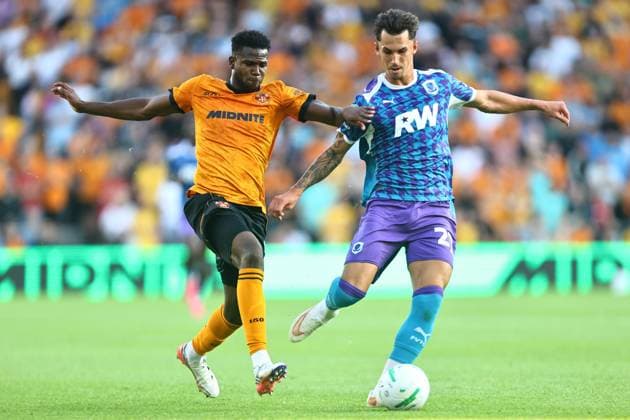 Yerson Mosquera of Wolves and Lewis Montsma of Port Vale Wolverhampton Wanderers v Port Vale, EFL Carabao Cup, First Round, Football, Molineux, Wolverhampton, UK - 07 Aug 2026Wolverhampton Molineux United Kingdom EDITORIAL USE ONLY No use with unauthorised audio, video, data, fixture lists, club league logos or live services. Online in-match use limited to 120 images, no video emulation. No use in betting, games or single club league player publications. Copyright: xPhilxOldham Shutterstockx 17050839ak