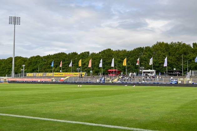Stadion am Marschweg, Oldenburg, Ansicht Gegengerade VfB Oldenburg vs. SV Drochtersen Assel, Fussball, Regionalliga Nord, 2. Spieltag, Saison 2026 2027, 07.08.2026, VfB Oldenburg vs. SV Drochtersen Assel, Fussball, Regionalliga Nord, 2. Spieltag, Saison 2026 2027, 07.08.2026 Oldenburg Copyright: xEibner-Pressefoto RobertxGertzenx EP_RGN
