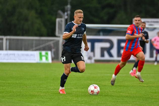 Kai Proeger (VfB Oldenburg, 11) am Ball VfB Oldenburg vs. SV Drochtersen Assel, Fussball, Regionalliga Nord, 2. Spieltag, Saison 2026 2027, 07.08.2026, VfB Oldenburg vs. SV Drochtersen Assel, Fussball, Regionalliga Nord, 2. Spieltag, Saison 2026 2027, 07.08.2026 Oldenburg Copyright: xEibner-Pressefoto RobertxGertzenx EP_RGN