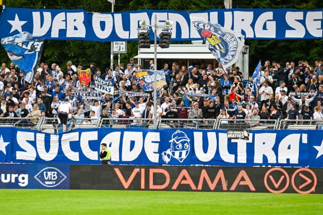 Fans den VfB Oldenburg VfB Oldenburg vs. SV Drochtersen Assel, Fussball, Regionalliga Nord, 2. Spieltag, Saison 2026 2027, 07.08.2026, VfB Oldenburg vs. SV Drochtersen Assel, Fussball, Regionalliga Nord, 2. Spieltag, Saison 2026 2027, 07.08.2026 Oldenburg Copyright: xEibner-Pressefoto RobertxGertzenx EP_RGN