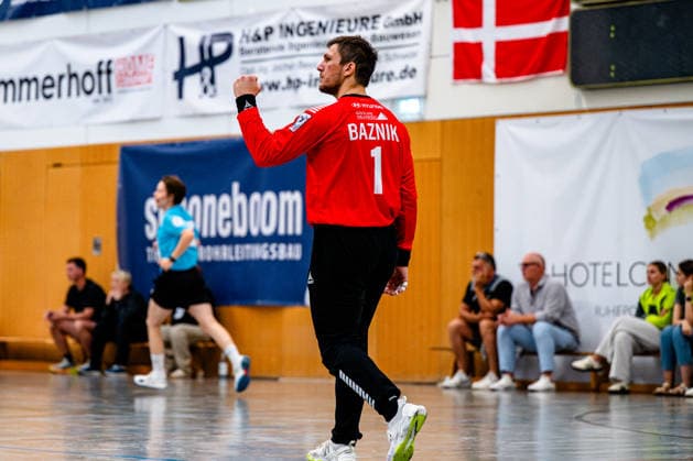 07.08.2026, xdobgx, Handball Heide-Cup 2026, VFL Gummersbach - Provence Aix v.l. Ignacio Biosca (VfL Gummersbach, 1) Jubelt ueber gehaltenen Ball, abgewehrt, gehalten, Torhueter Schneverdingen