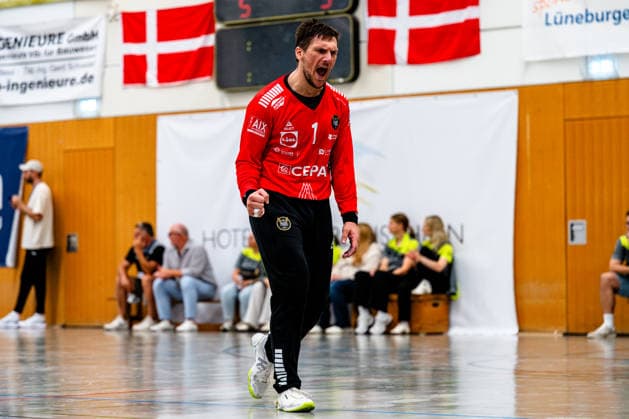 07.08.2026, xdobgx, Handball Heide-Cup 2026, VFL Gummersbach - Provence Aix v.l. Joze Baznik (PAUC Handball, 1) Jubel, Torjubel, jubelt ueber das Tor, celebrate the goal, celebration Schneverdingen